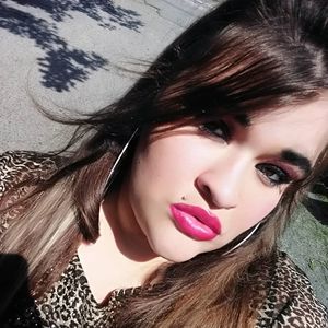 Meet your Posher, Savannah